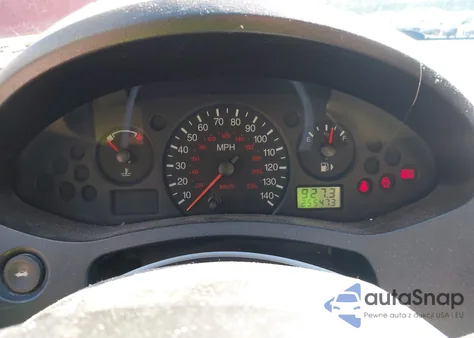 2005 Ford Focus Zx3 z USA, uszkodzony, nr VIN 3FAFP31N85R154468